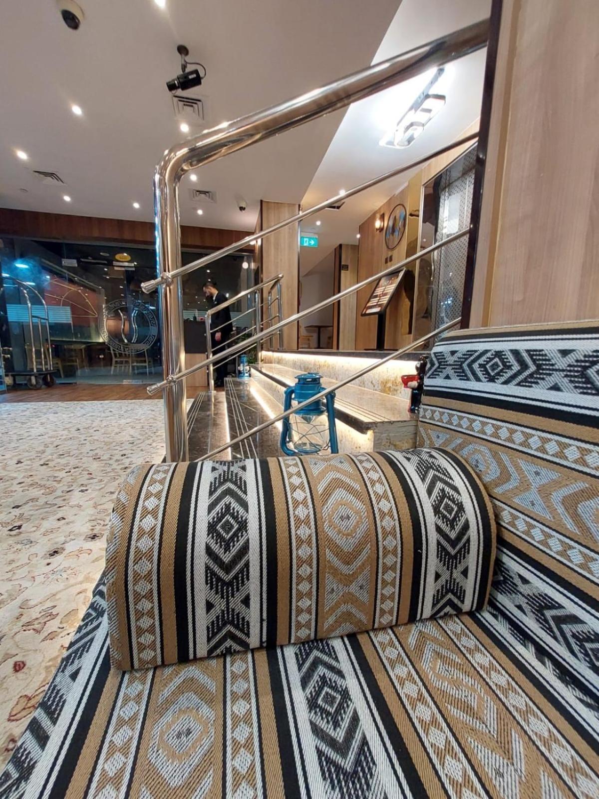 Ag Hotel Abu Dhabi Eksteriør bilde